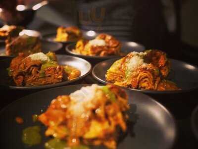 Pizza Wine Bar - The Italians Restaurant