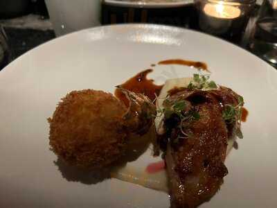 Commons Club Restaurant & Bar