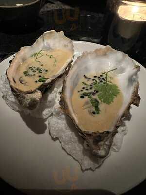 Commons Club Restaurant & Bar