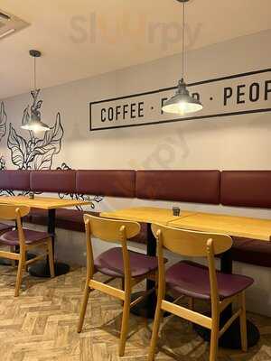 Esquires Coffee Walton-on-thames