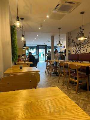 Esquires Coffee Walton-on-thames