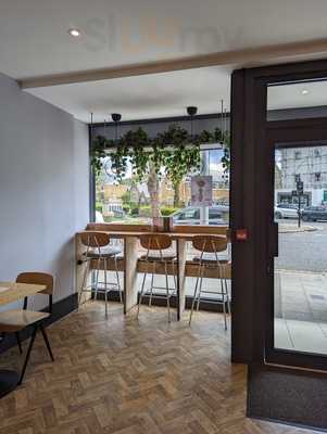 Esquires Coffee Walton-on-thames