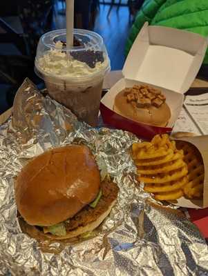 Tim Hortons, Stirling