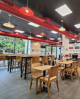 Five Guys Cheshunt