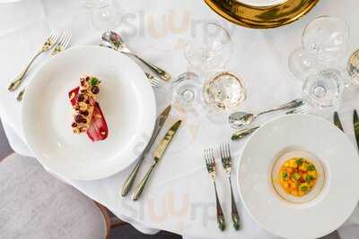 Glass Rooms On The River