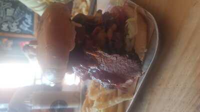 Buddy's Smokehouse & Bar-b-q Joint