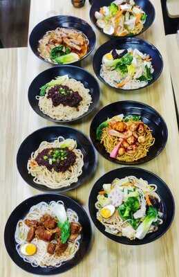 Mr Su's Noodles And Dumplings (halal)