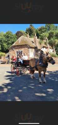 The School House Tearoom & Gift Shop At Cockington