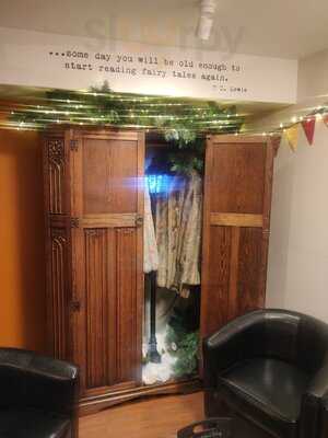 The Little Fox Bookshop And Cafe