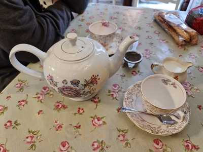 Holland's Tea Room