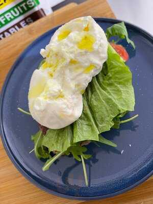 Ombretta & Ante's Winehouse