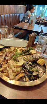 Aquapod Seafood Restaurant