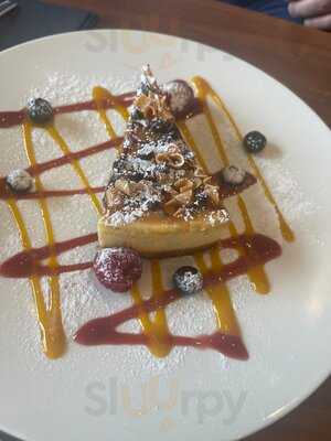 Houstons Bar And Grill