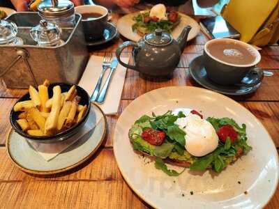 Vagabond Bar And Kitchen