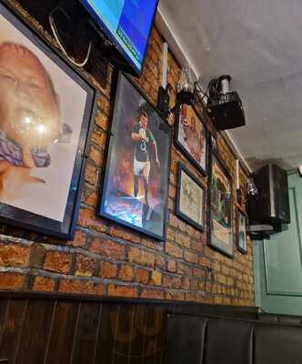 Mcgreavy's Irish Bar