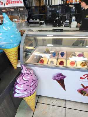 Scoops Ice Cream Parlour