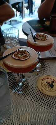 Smoke & Mirrors - Bbq & Bar