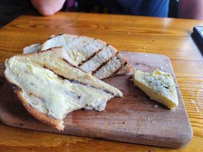 The Wheatsheaf Gastro Lounge