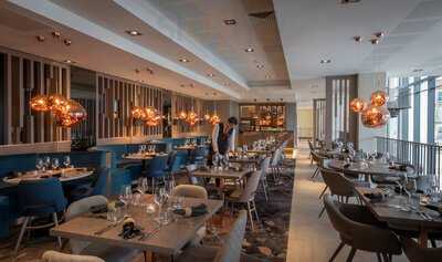 No.55 Restaurant & Bar