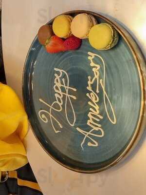 No.55 Restaurant & Bar