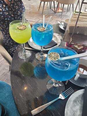 No.55 Restaurant & Bar