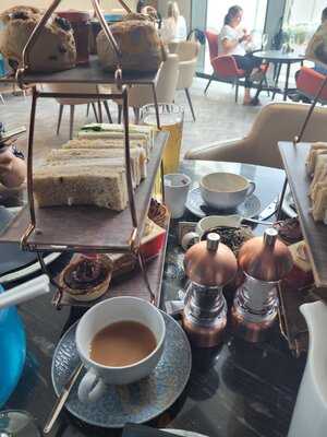 No.55 Restaurant & Bar