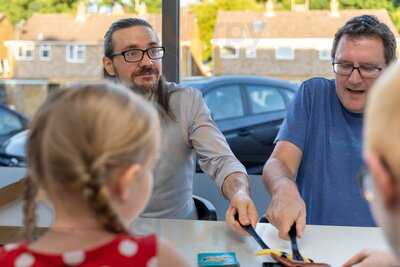 Food And Board - Board Game Cafe