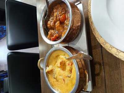 Taj Mahal Restaurant