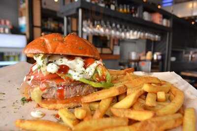 Clydee’s Brunch And Burger Bar