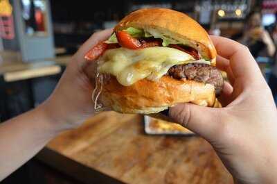 Clydee’s Brunch And Burger Bar