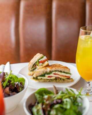 Cord Cafe By Le Cordon Bleu