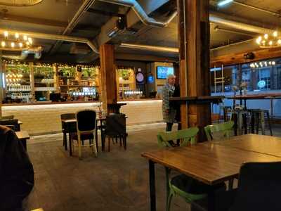 Jlr Bar And Restaurant