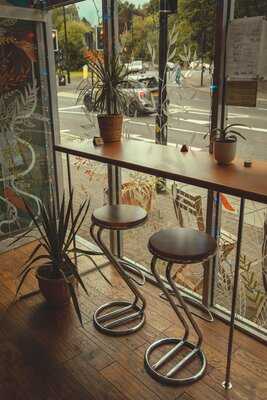 Nura Tea House & Lounge