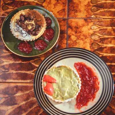 Nura Tea House & Lounge