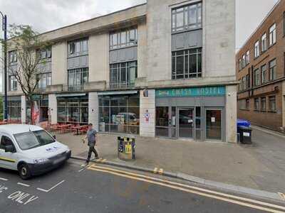 Cwtsh Coffee & Crepes