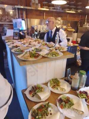 Jonathans In The Roundhouse