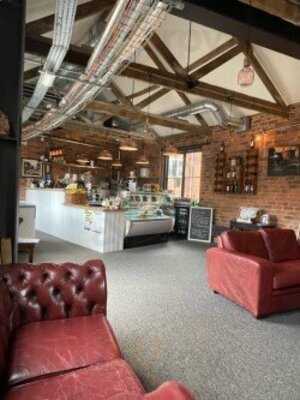 Jonathans In The Roundhouse