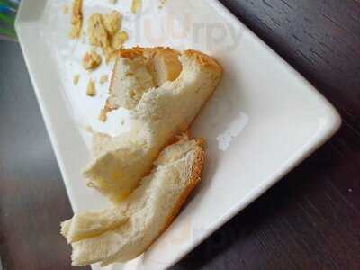 Christopher's Bar And Resturaunt