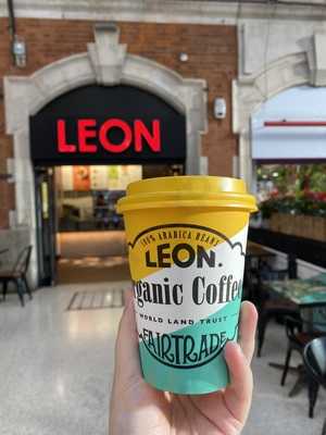 Leon Victoria Railway Station