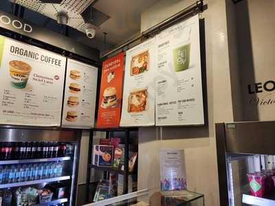 Leon Victoria Railway Station