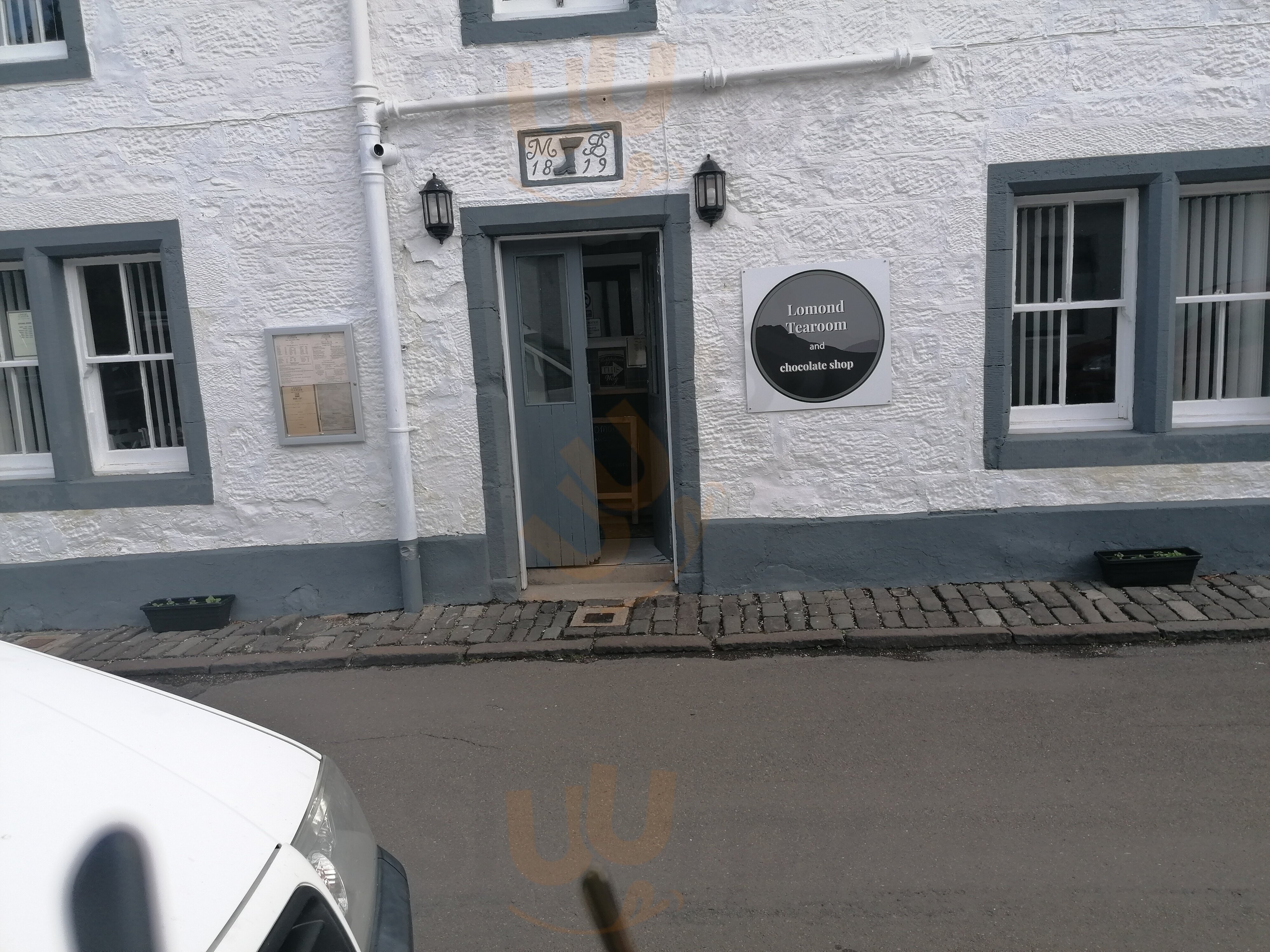 Lomond Tearoom And Chocolate Shop