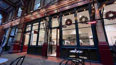 Aux Merveilleux De Fred