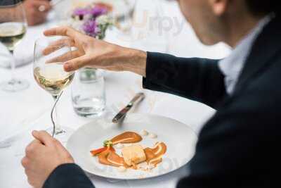 Eatwith: Marc Of London Vegan Fine-dining Supper Club