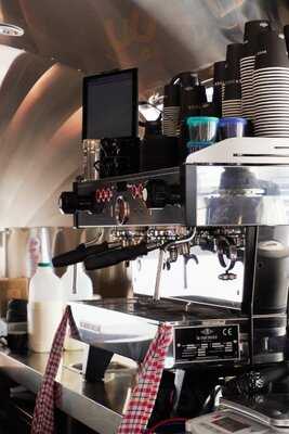 Over Under Coffee Battersea Power Station