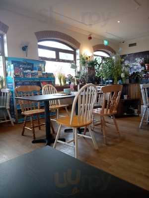 Cherry Tree Garden Centre And Cafe