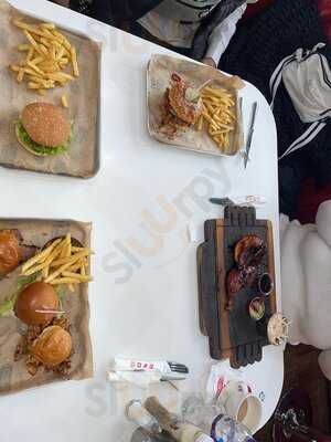 Big Moe's Diner - Photo 8