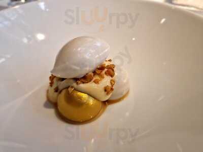 Alex Dilling At Hotel Cafe Royal