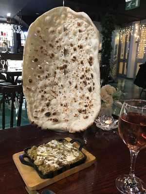 Se7en Restaurant And Bar