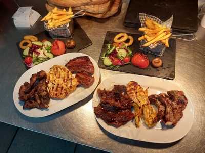 Se7en Restaurant And Bar