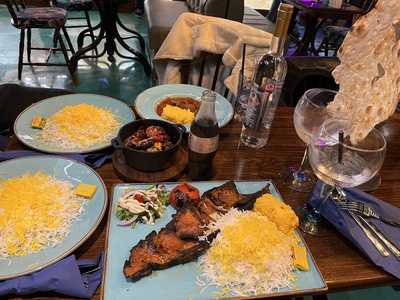 Se7en Restaurant And Bar